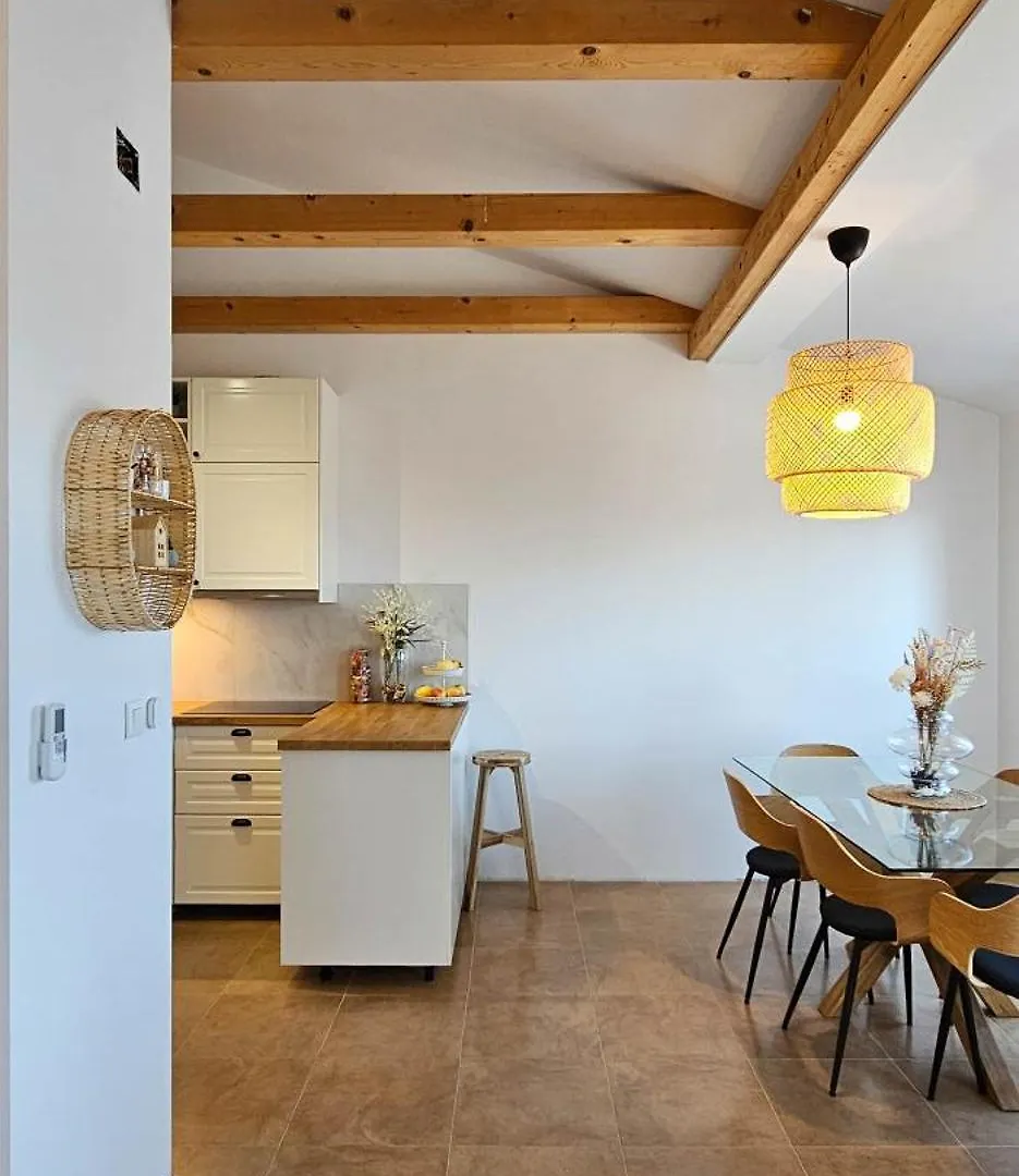 Apartment Bluemare B6 With Shared Pool Liznjan