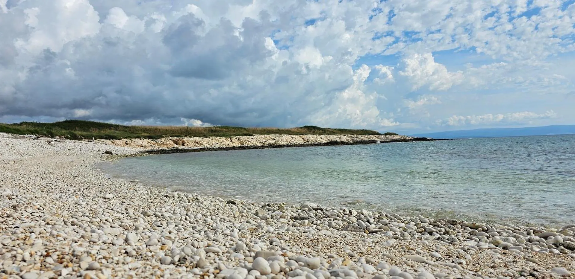 Apartment Bluemare B6 With Shared Pool Liznjan Croatia